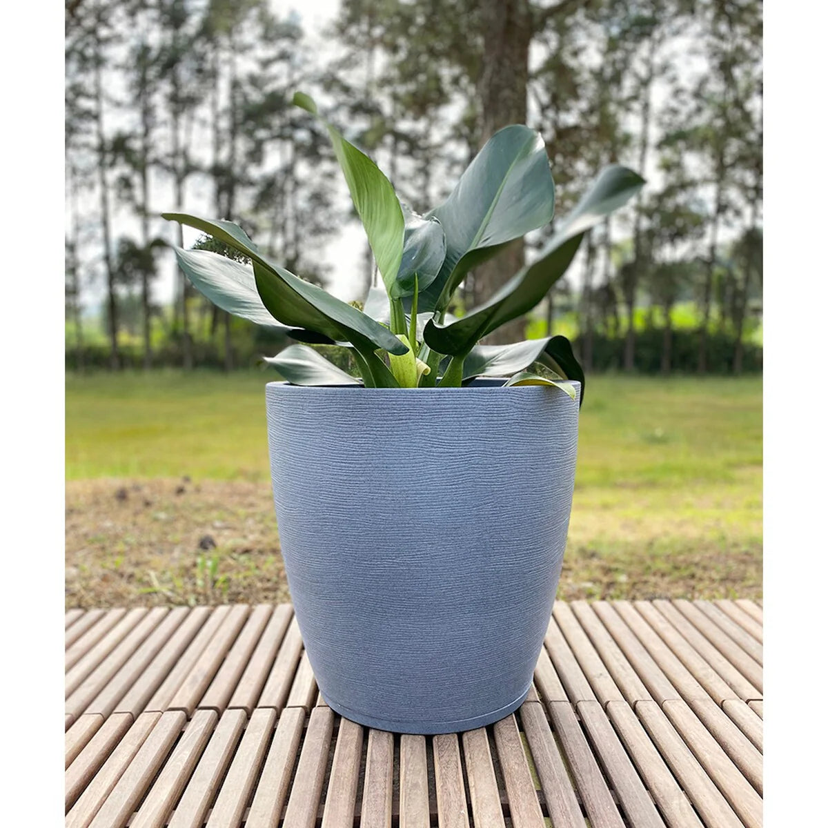 Floridis Amsterdan X-Large Planter Bowl - 21.65 inches high x 21.65 inch diameter