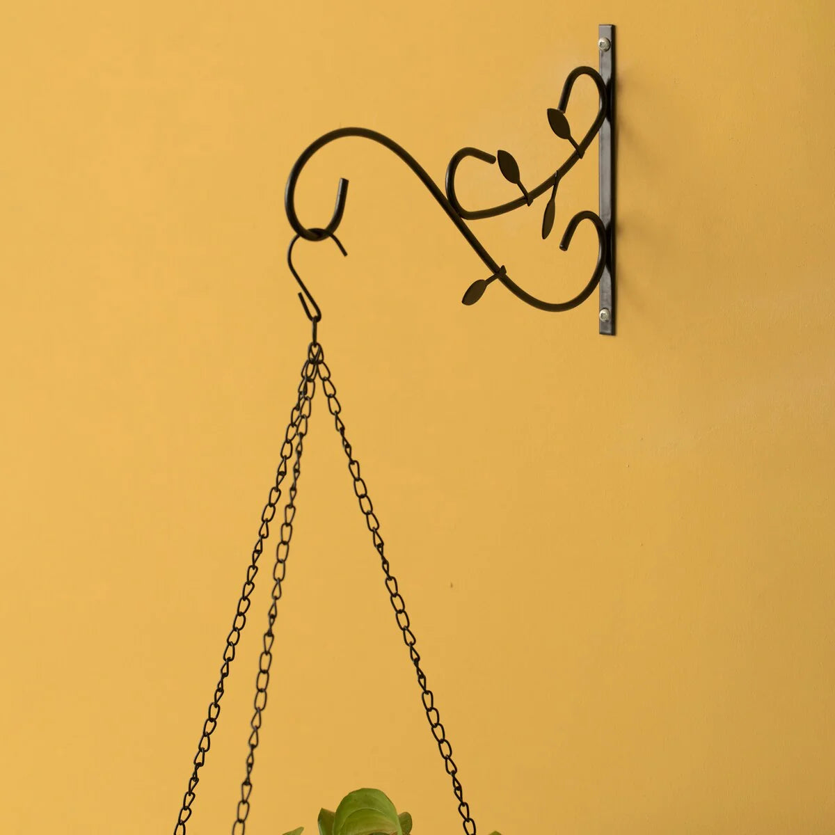 Decorative Metal Wall Mounted Hook for Hanging Plants, Bracket Hanger Flower Pot Holder, 2 Pack