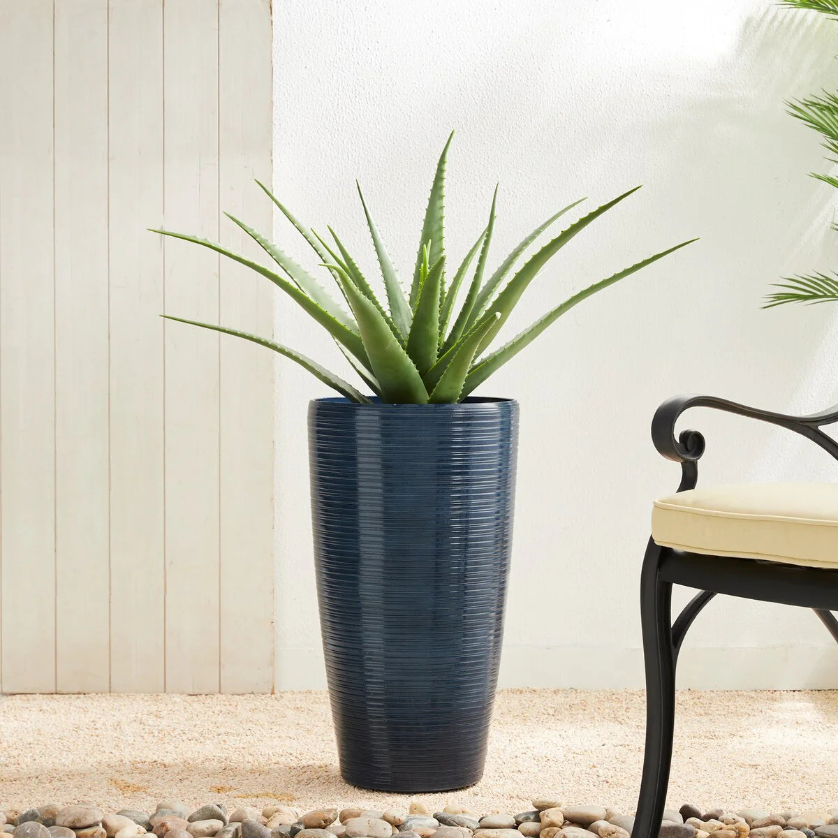 Glitzhome 22.5"H Oversized Set of 2 Eco-Friendly Resin Stone Faux Ceramic Textured Tall Planters Porch Flowerpot