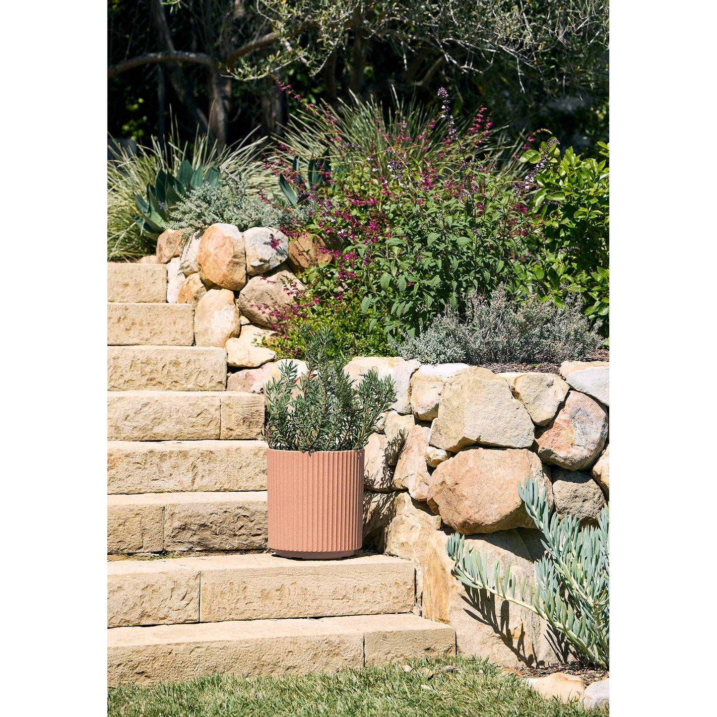 Veradek Demi Series Demi Round Planter