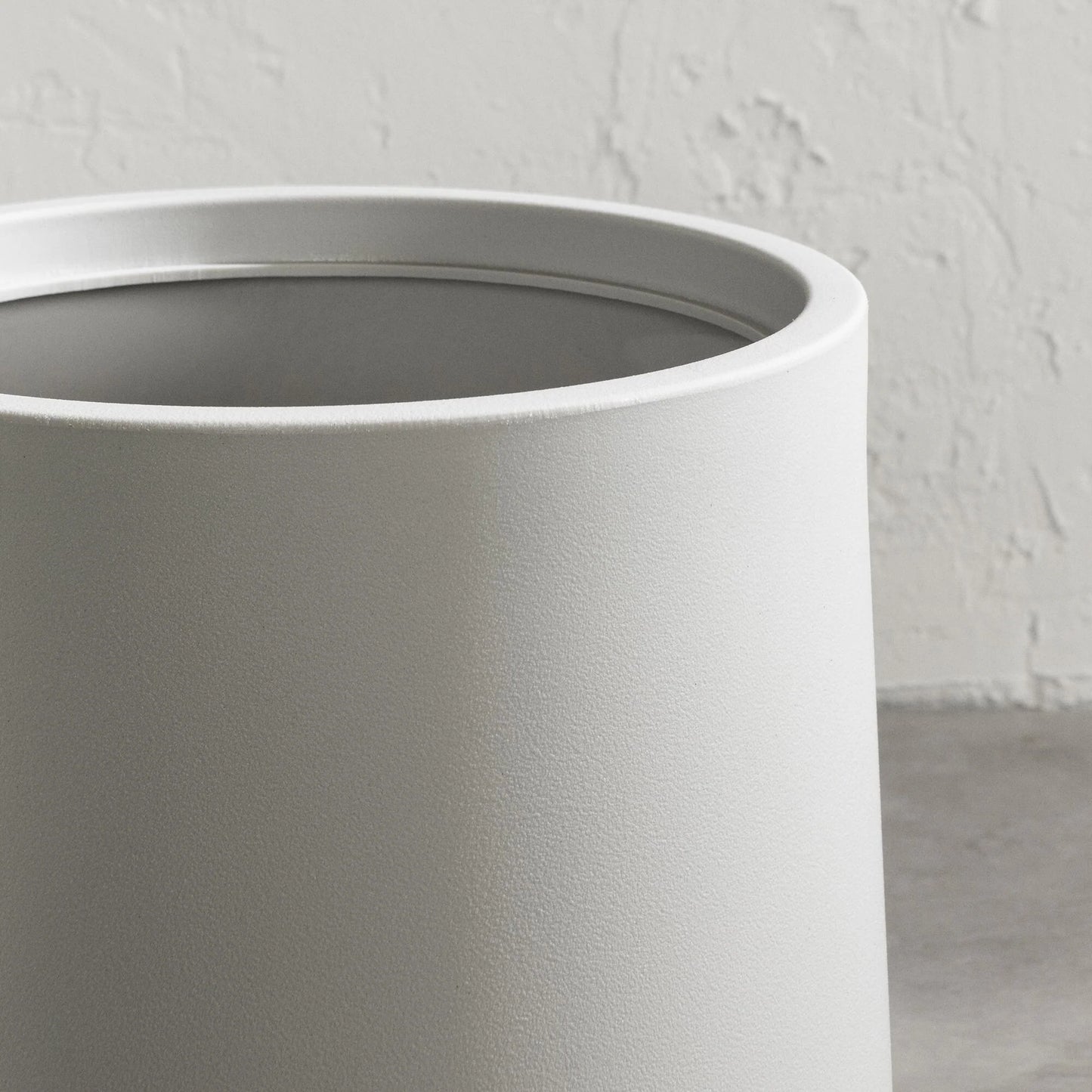 South Shore Dalya Planter