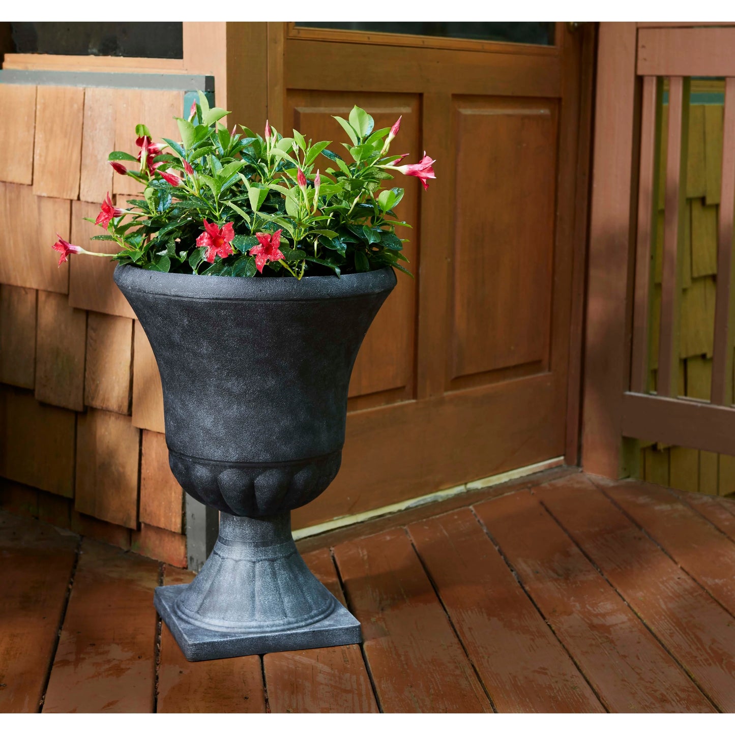 Southern Patio Winston Urn Planter - 21"