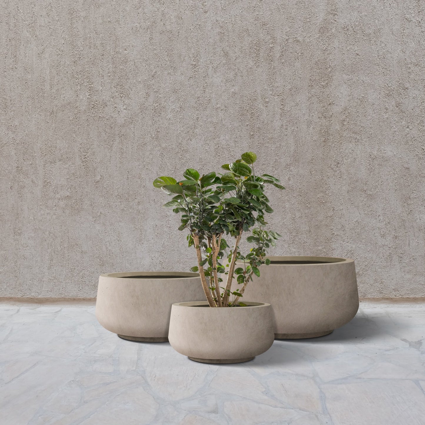 Kante 21.6", 16.9", 12.5"W Round White Concrete Planters (Set of 3), Outdoor/Indoor