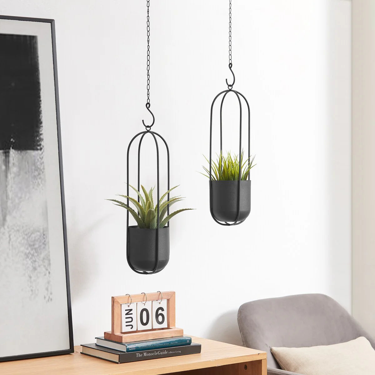 Danya B. Walter 2-Piece Modern Black Metal Oval Hanging Planter Set with Chain Hanging Option