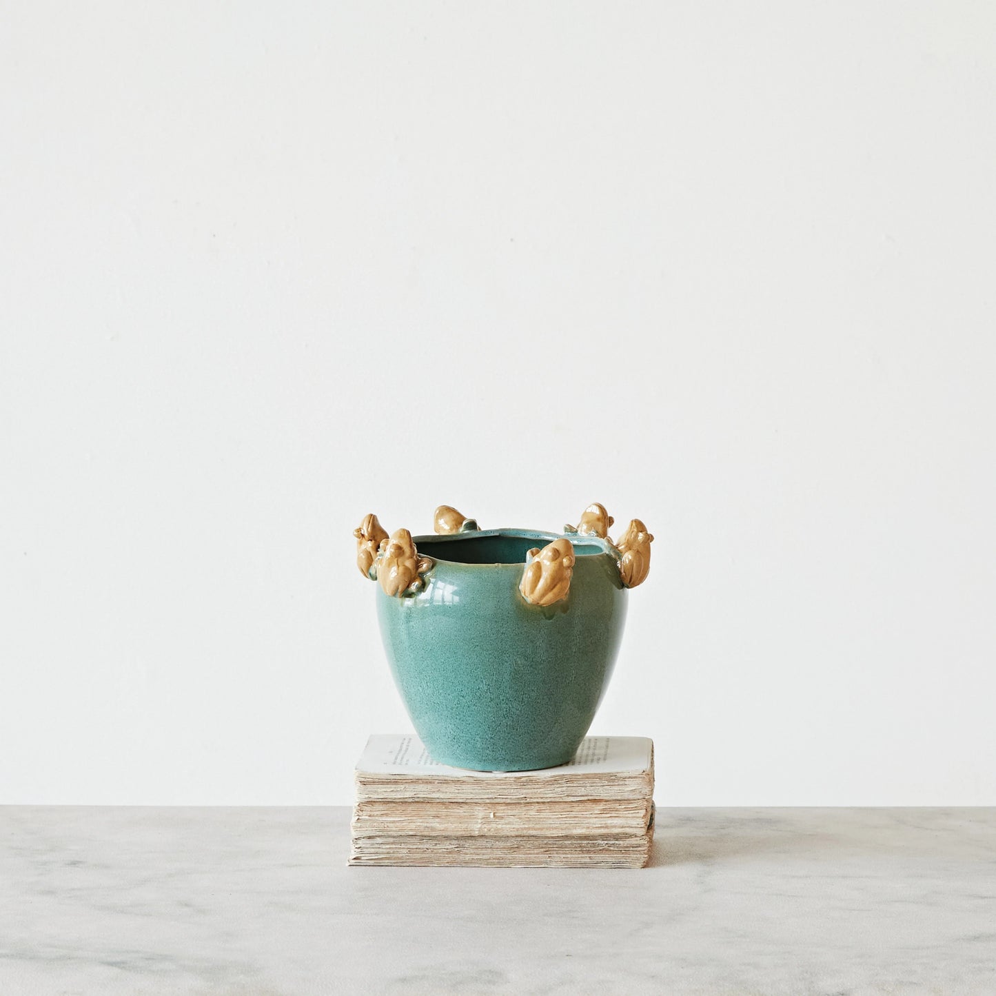 Decorative Stoneware Planter on Rim
