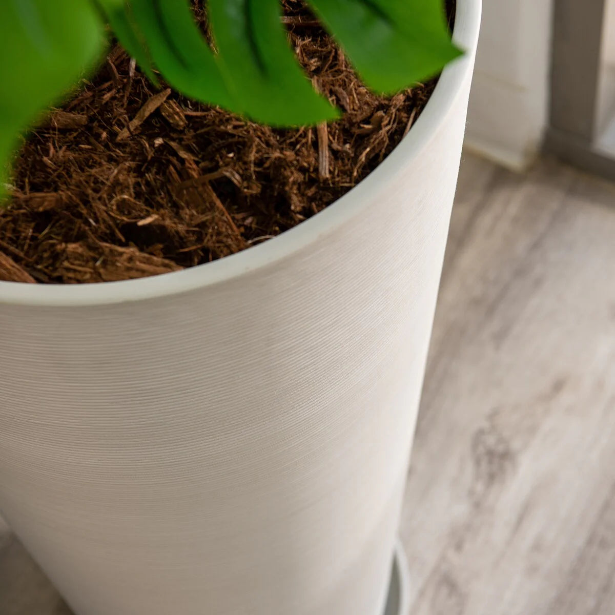 XBrand Modern 28-Inch Tall Round Planter, Modern Tapered, Indoor & Outdoor Planter