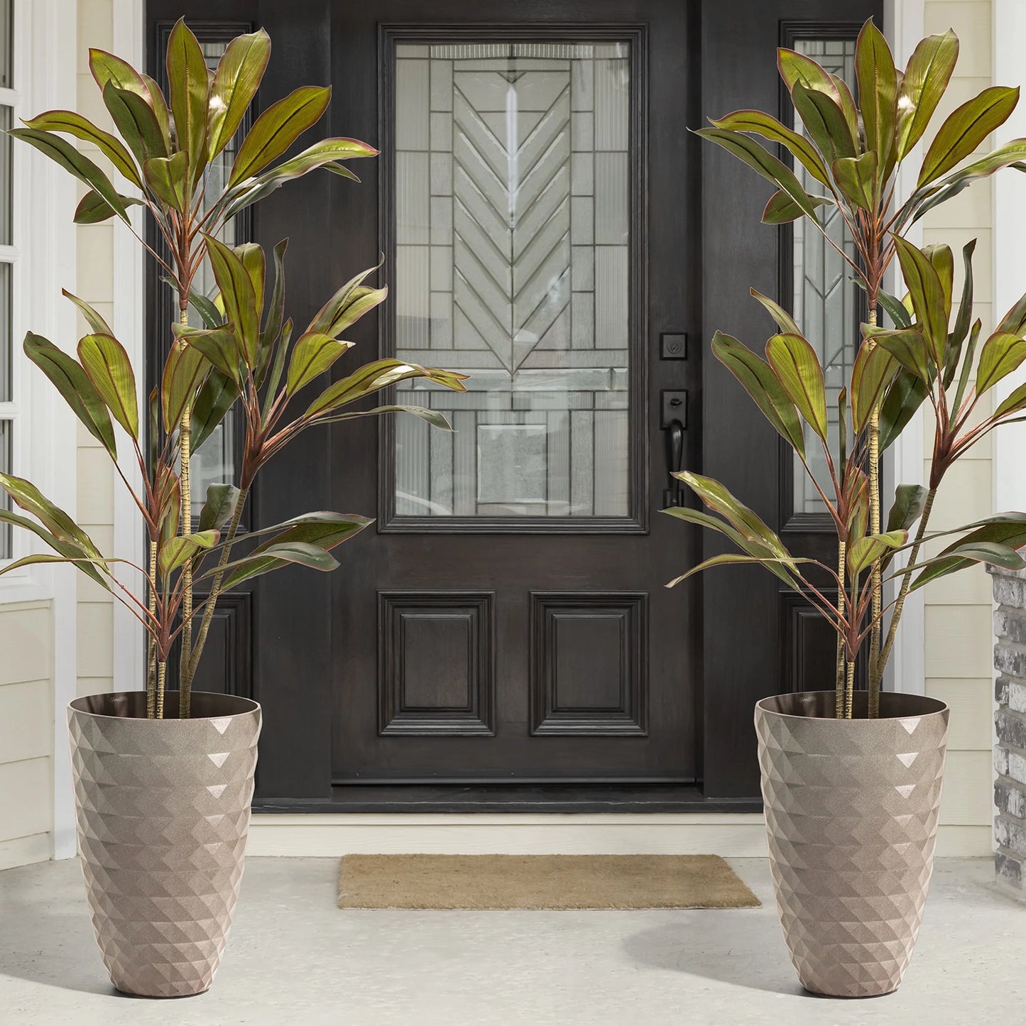 Glitzhome 19.75" H Eco-Friendly Oversized Faux Ceramic Diamond Textured Tall Planter Porch Flowerpot (Set of 2)