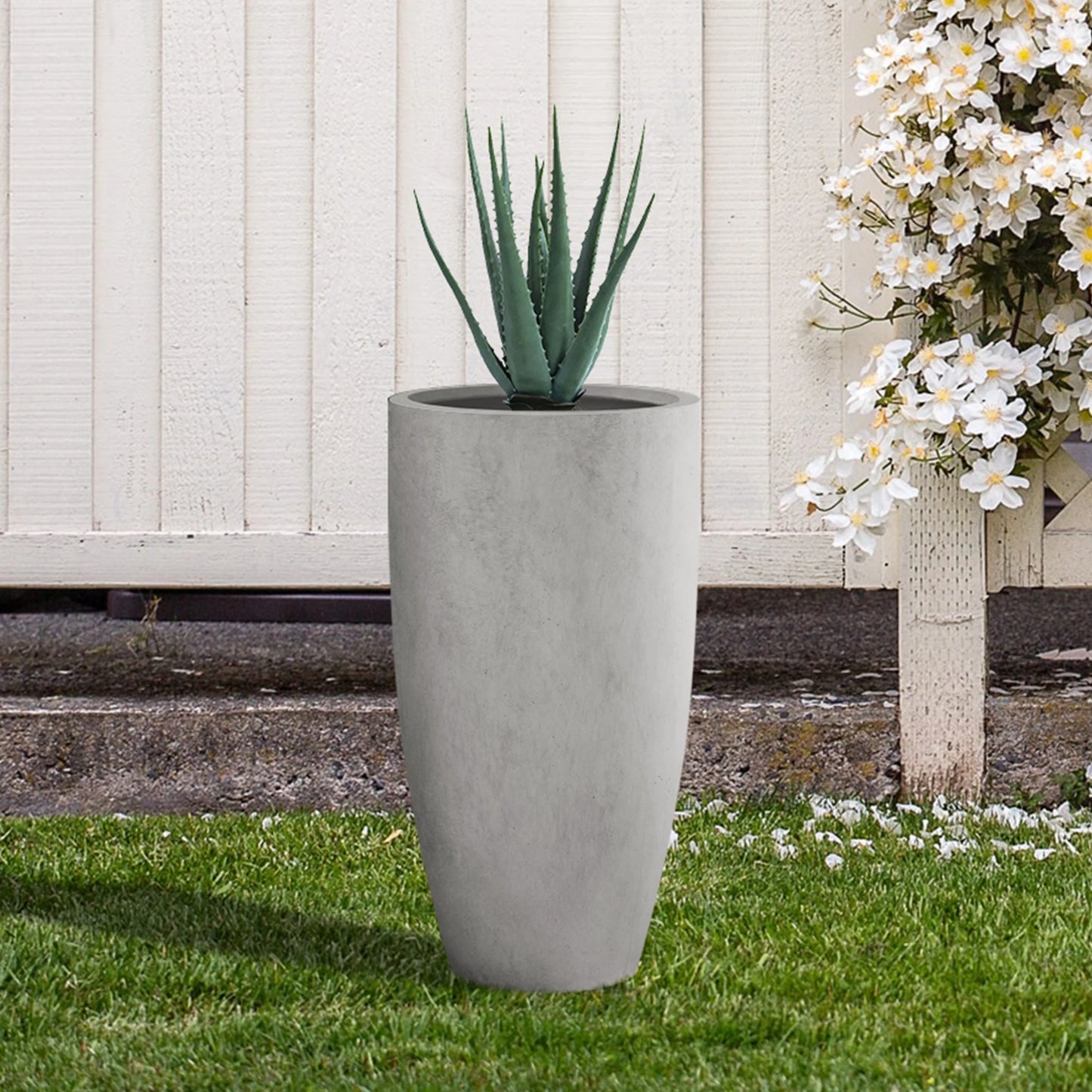 Kante Round Lightweight Concrete and Fiberglass Indoor Outdoor Weather Resistant Tall Planter with Drainage Hole