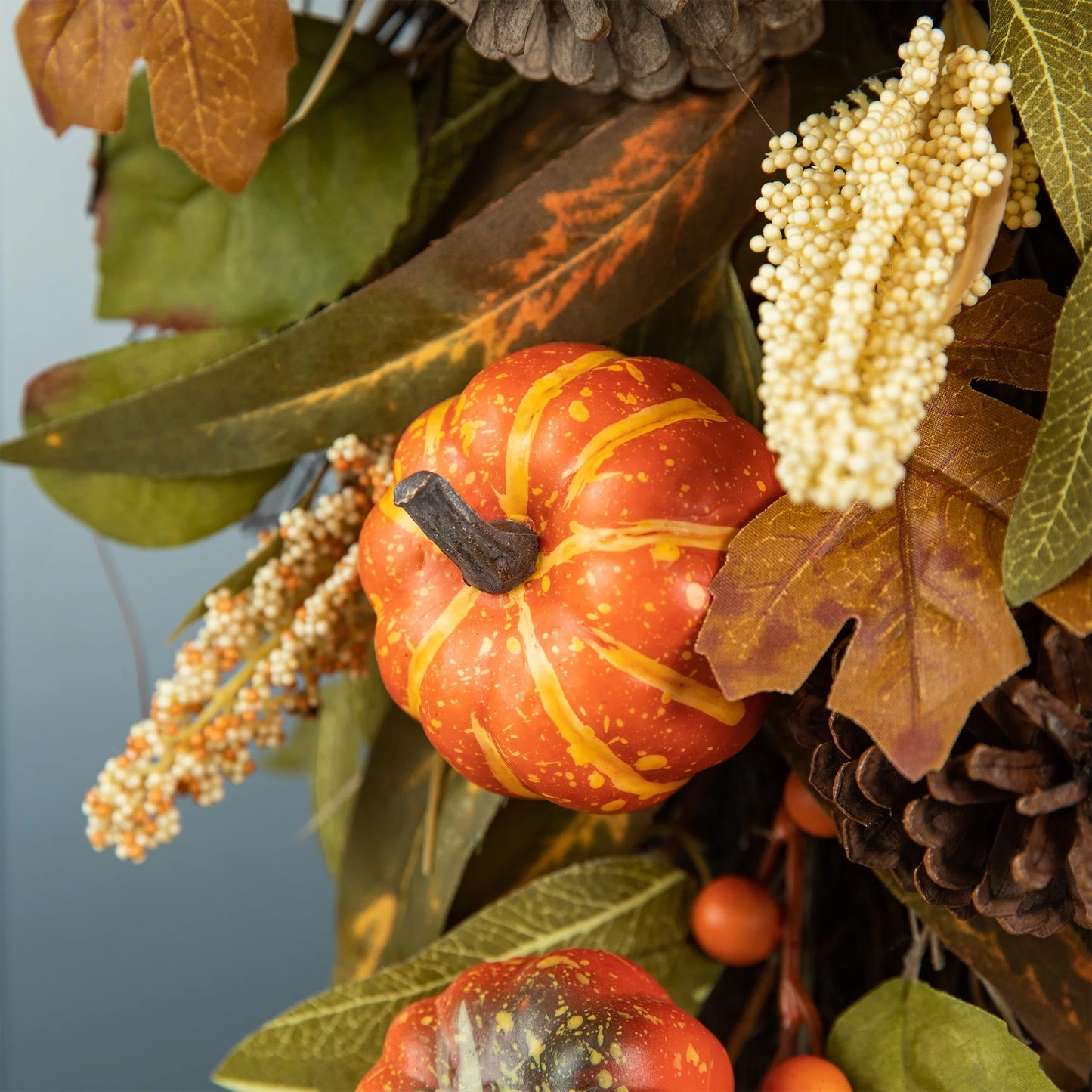 Glitzhome 26"H Fall Sunflower Pumpkin Lotus Leaf Teardrop Swag for Thanksgiving