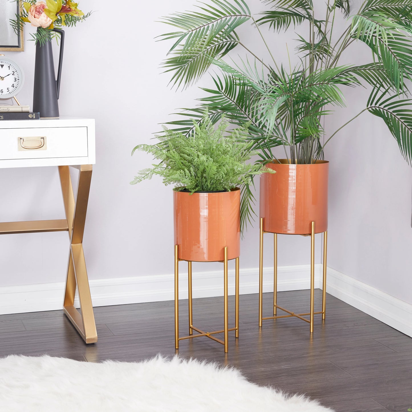 CosmoLiving by Cosmopolitan Metal Contemporary Planter (Set of 2) - S/2 24", 21"H