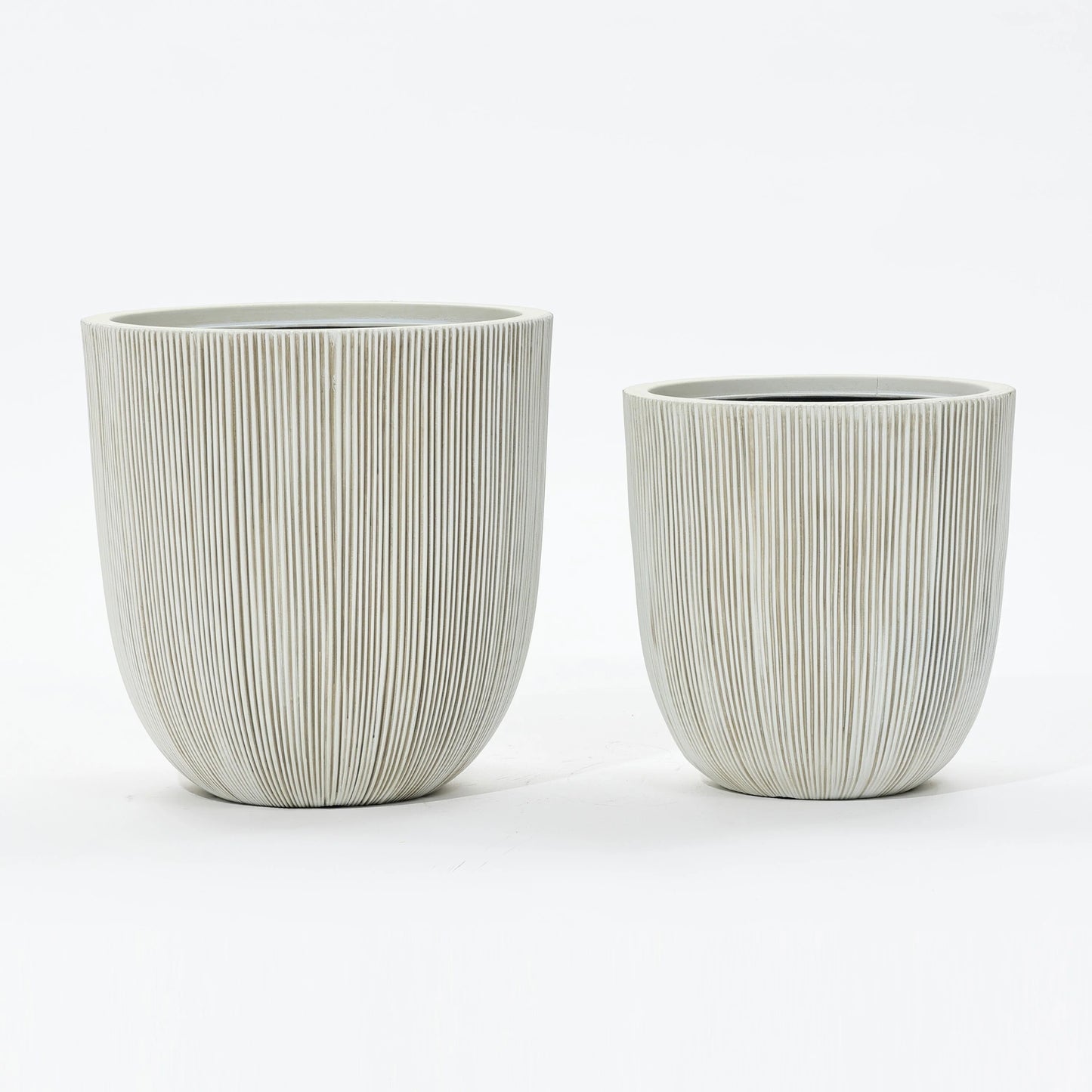 2-Piece Tapered Round Plastic Planters Set, Mediterranean Style