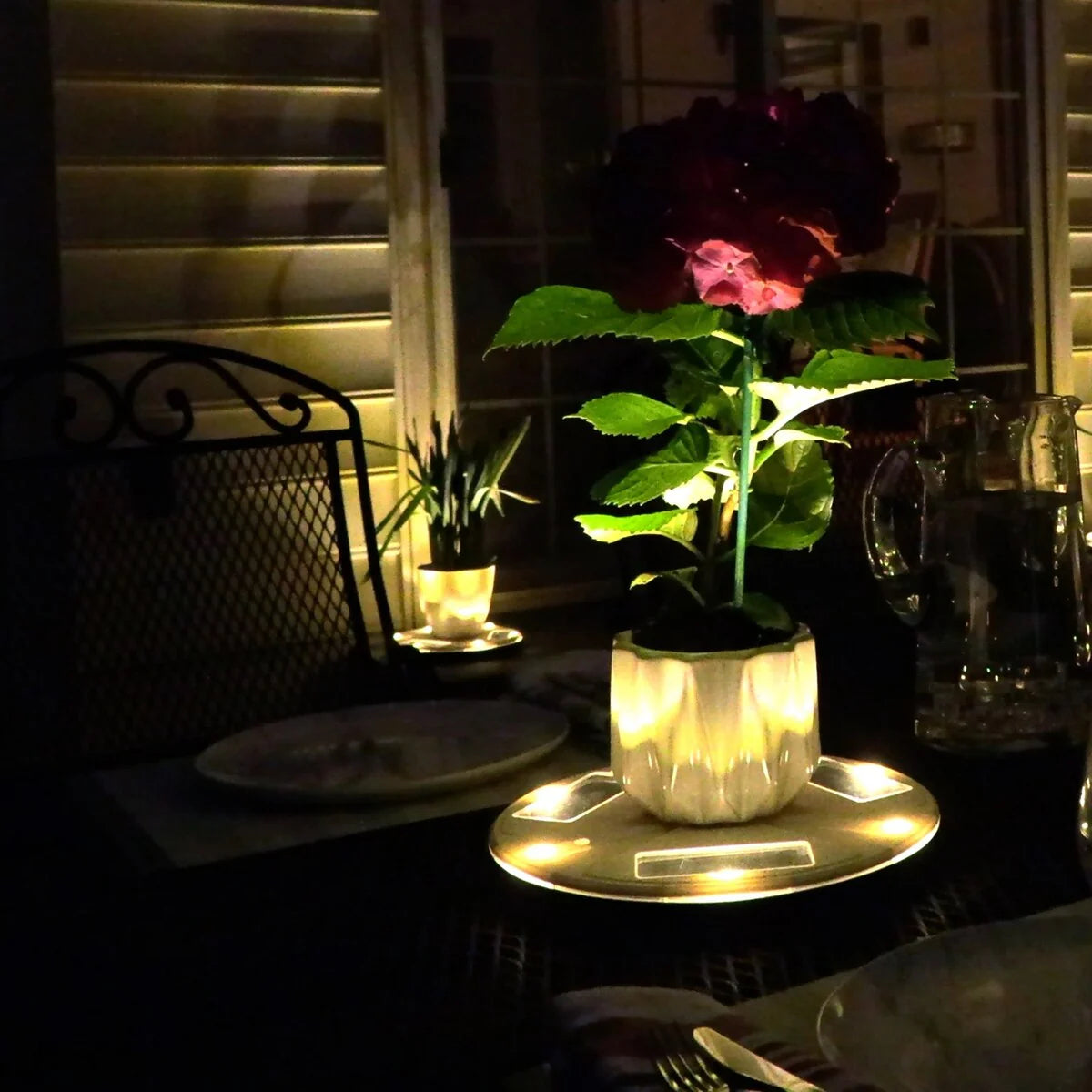 Gama Sonic Flower Decorative Planter Solar Uplight for Pot Base Stand