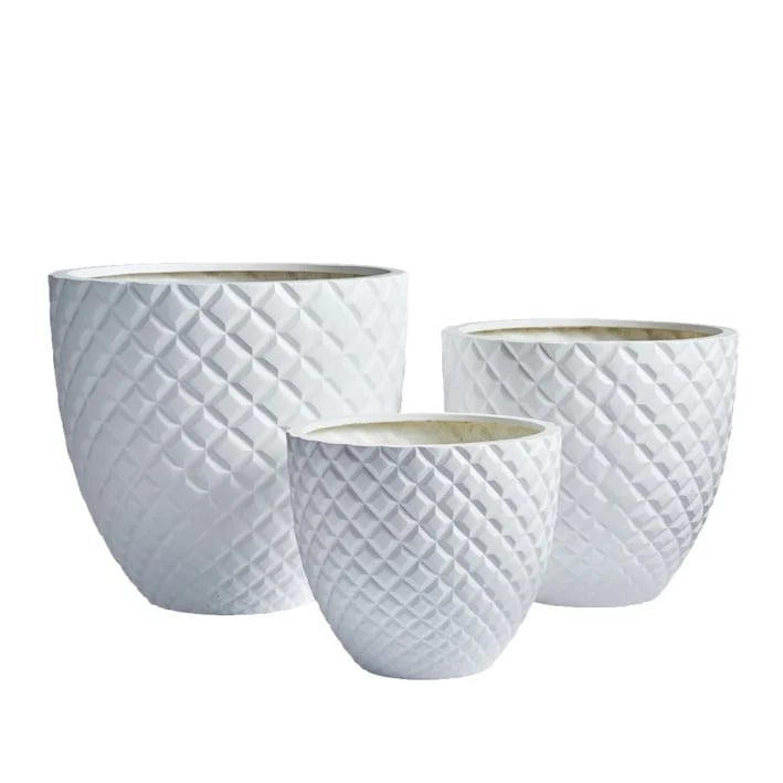 DreamPatio Irvine 1-Piece Fiberstone Pineapple Planter for Indoor/Outdoor