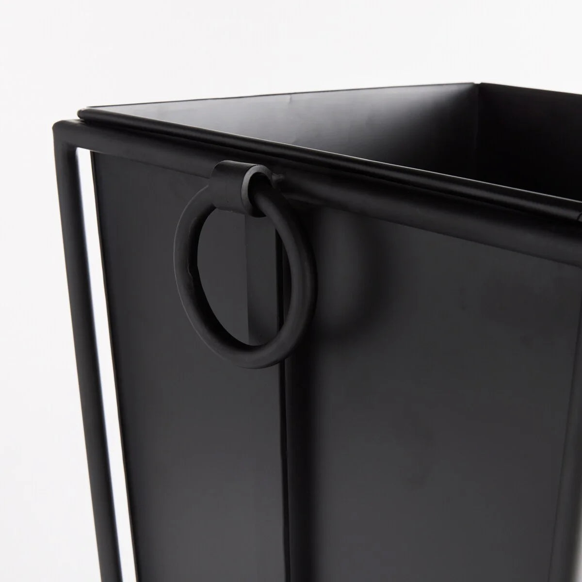 Callahan Tapered Planter