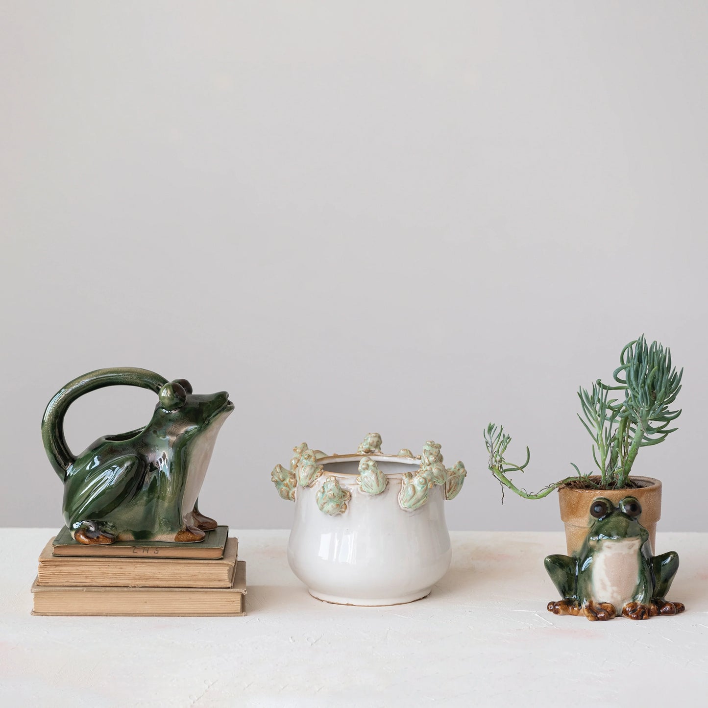 Decorative Stoneware Planter on Rim