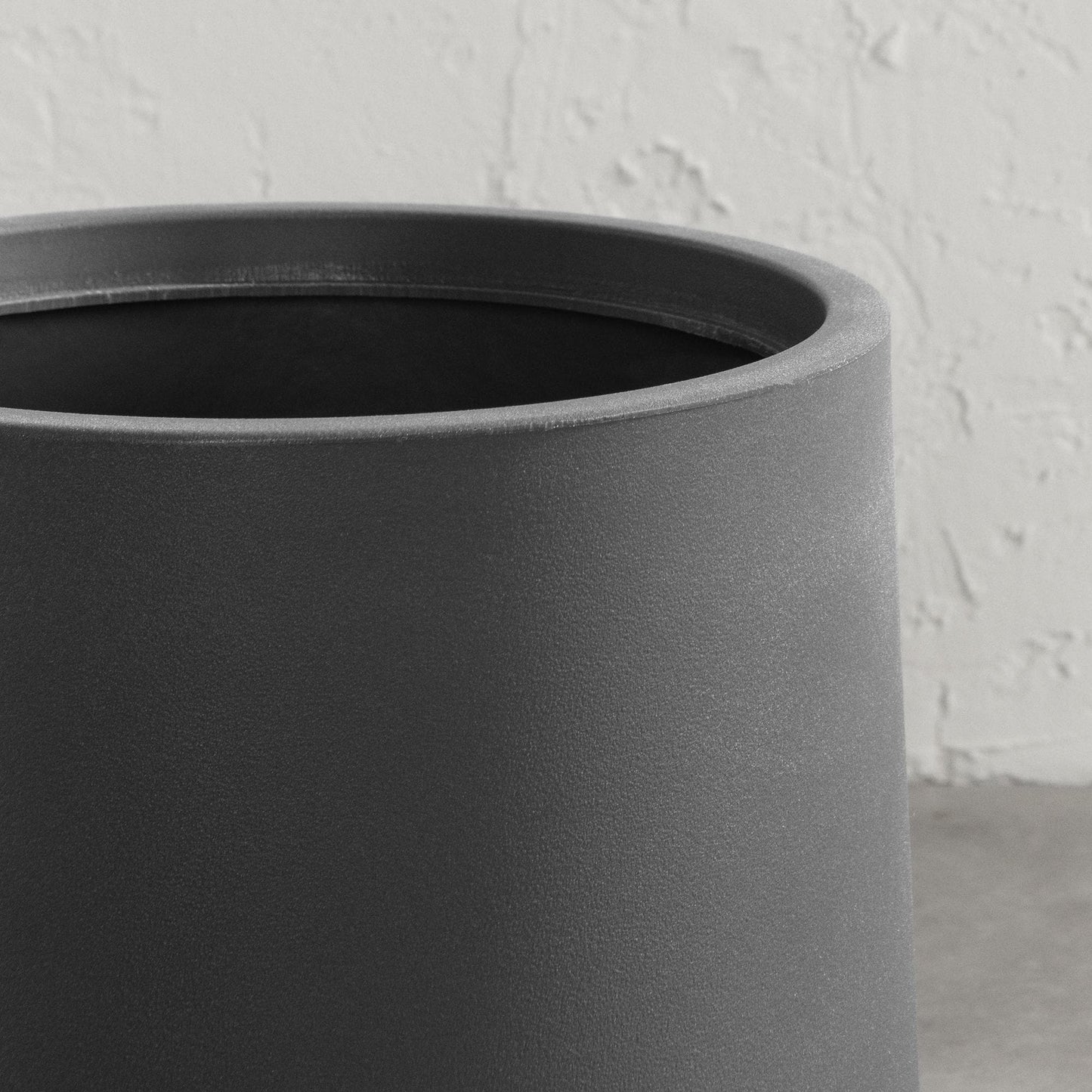 South Shore Dalya Planter