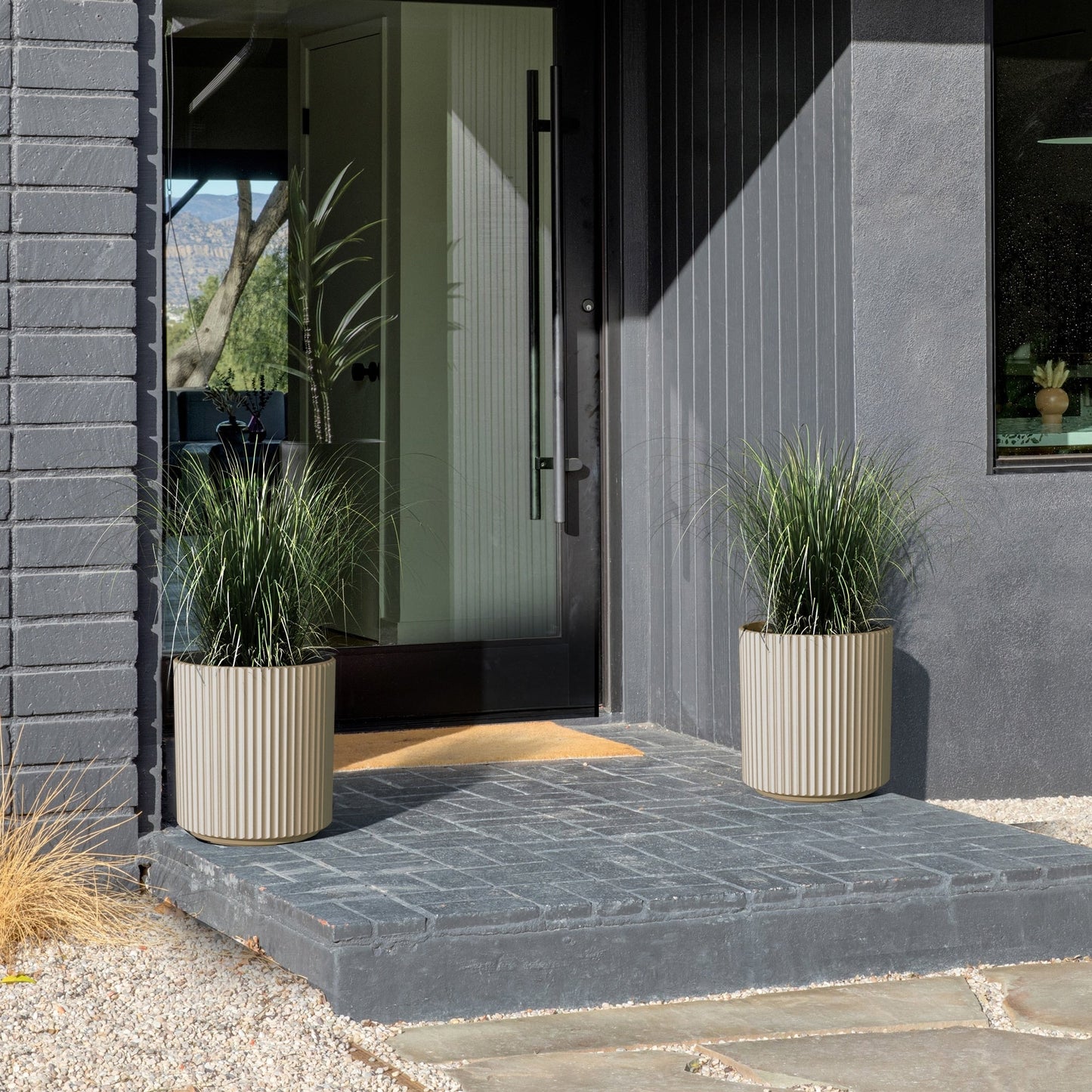 Veradek Demi Series Demi Round Planter