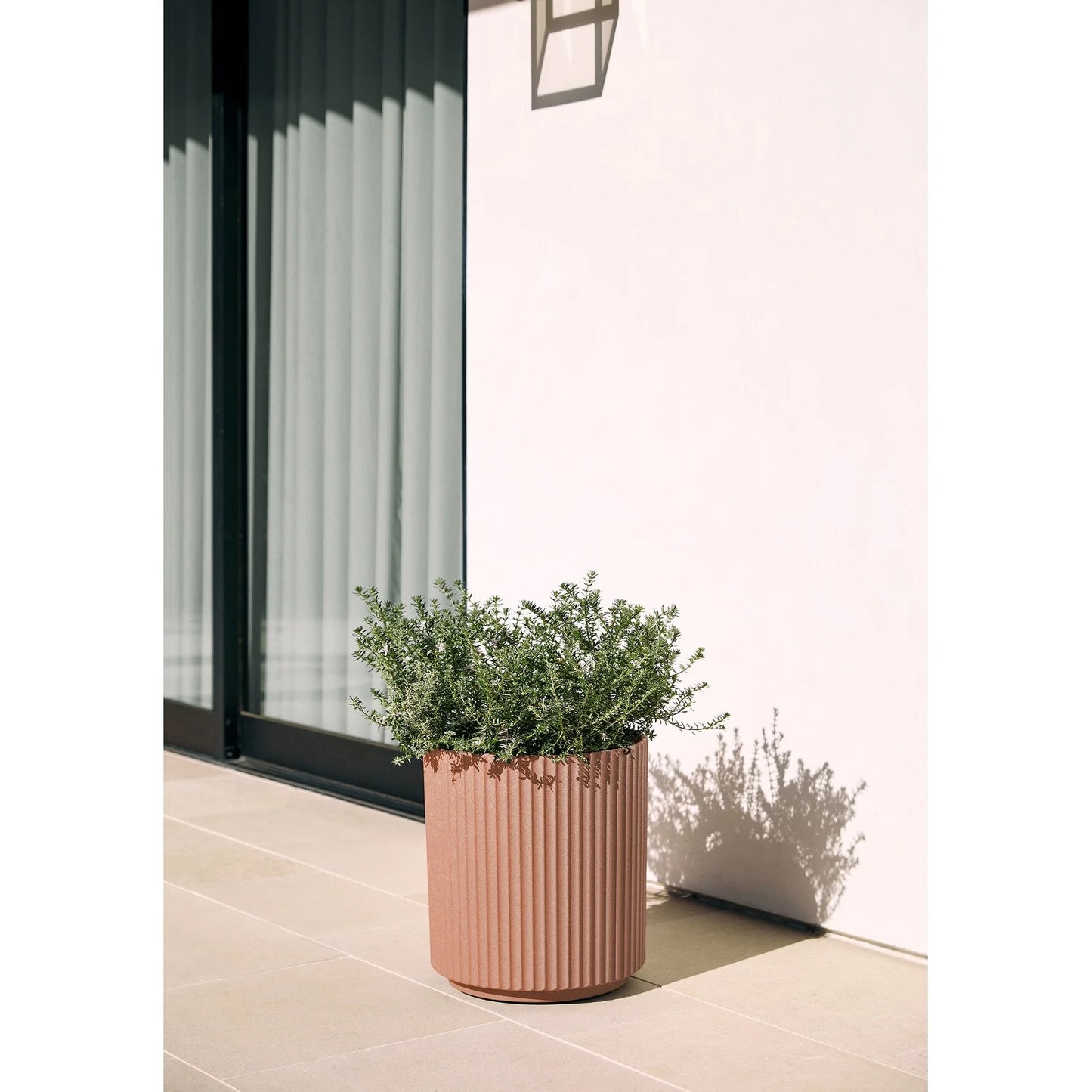 Veradek Demi Series Demi Round Planter