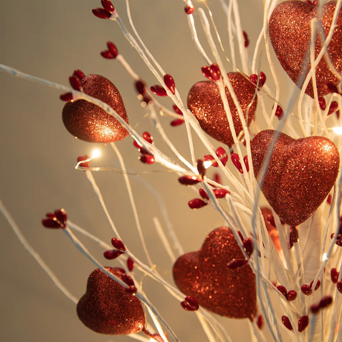 Glitzhome Heart Berry & Fleur-de-Lis Tree Valentine's & Mardi Gras Tree