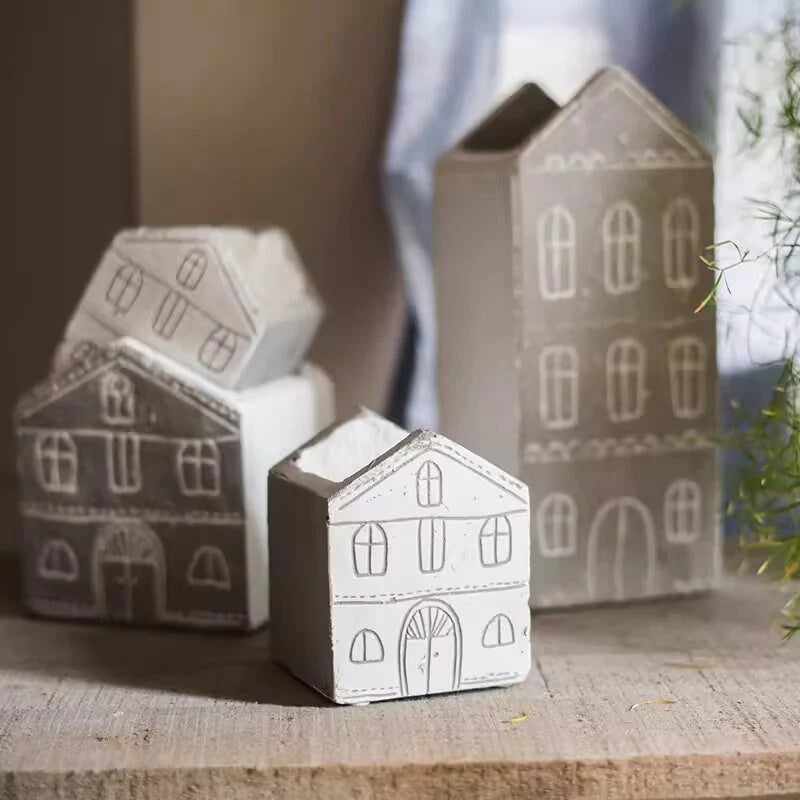 RusticReach TinyHome Clay Planters
