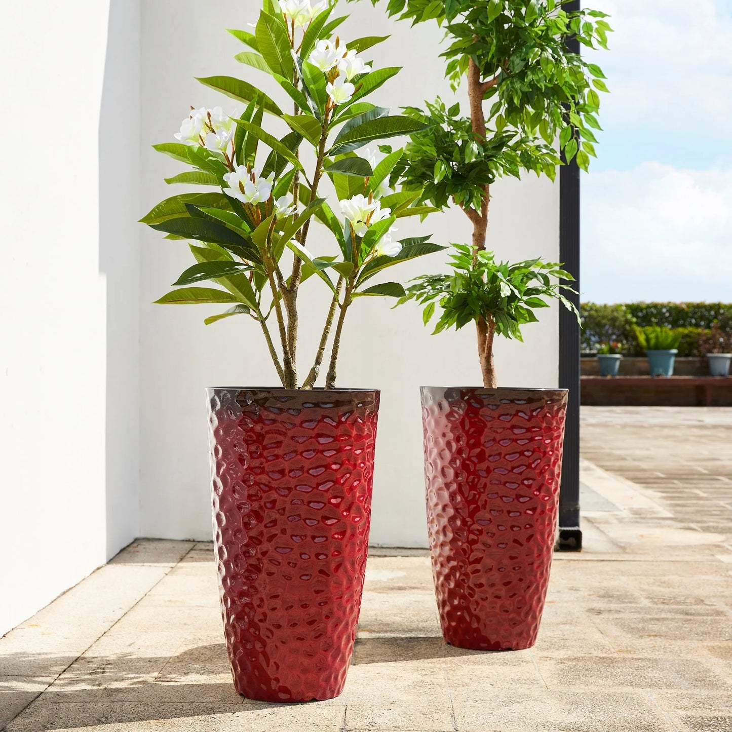 Glitzhome 23.75"H Set of 2 Oversized Eco-Friendly PP and Stone Honeycomb Textured Blue/Green/Red Tall Plastic Planter