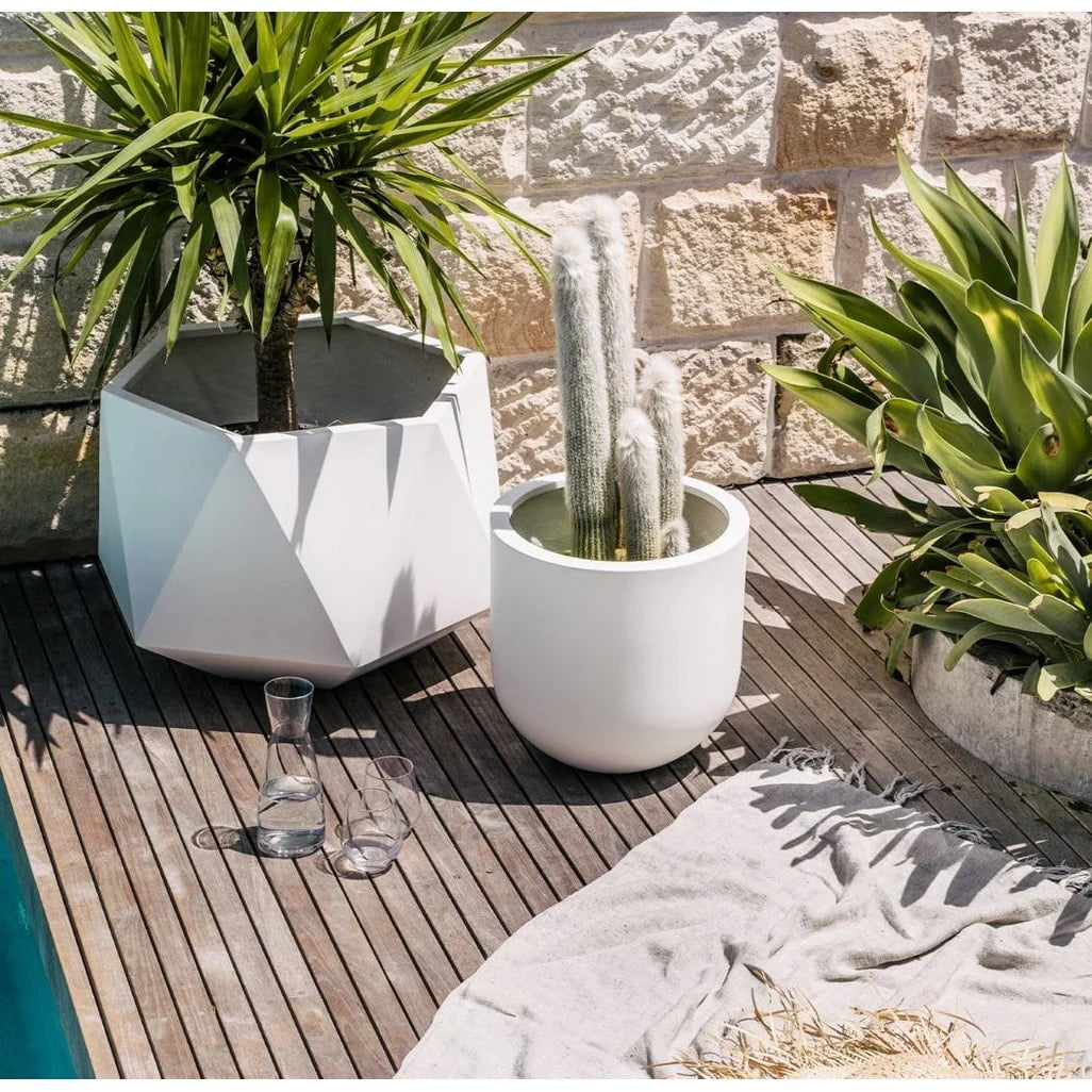 DreamPatio Santa Rosa Fiberstone Planter for Indoor/Outdoor