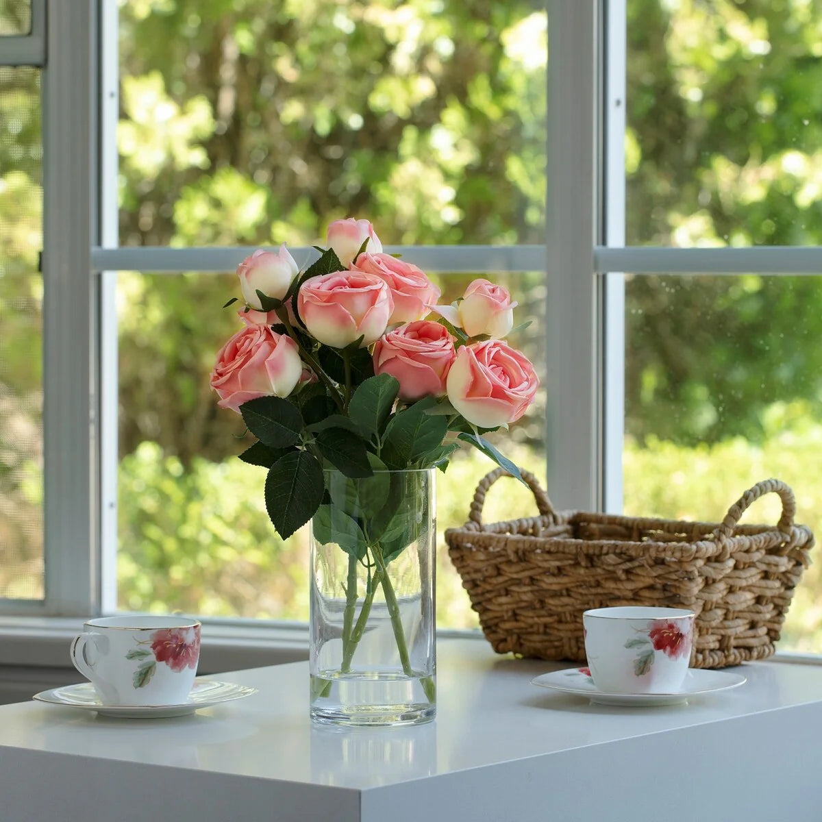 Enova Home Artificial Silk Rose Flowers in Clear Glass Vase with Faux Water for Home Office Wedding Decoration - N/A