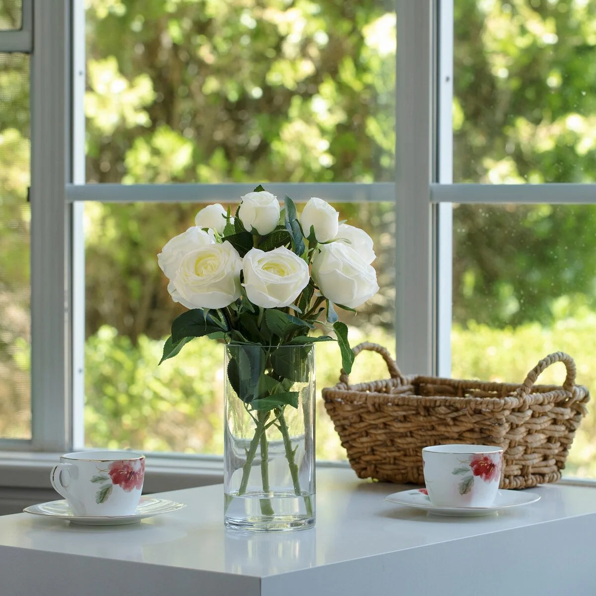 Enova Home Artificial Silk Rose Flowers in Clear Glass Vase with Faux Water for Home Office Wedding Decoration - N/A