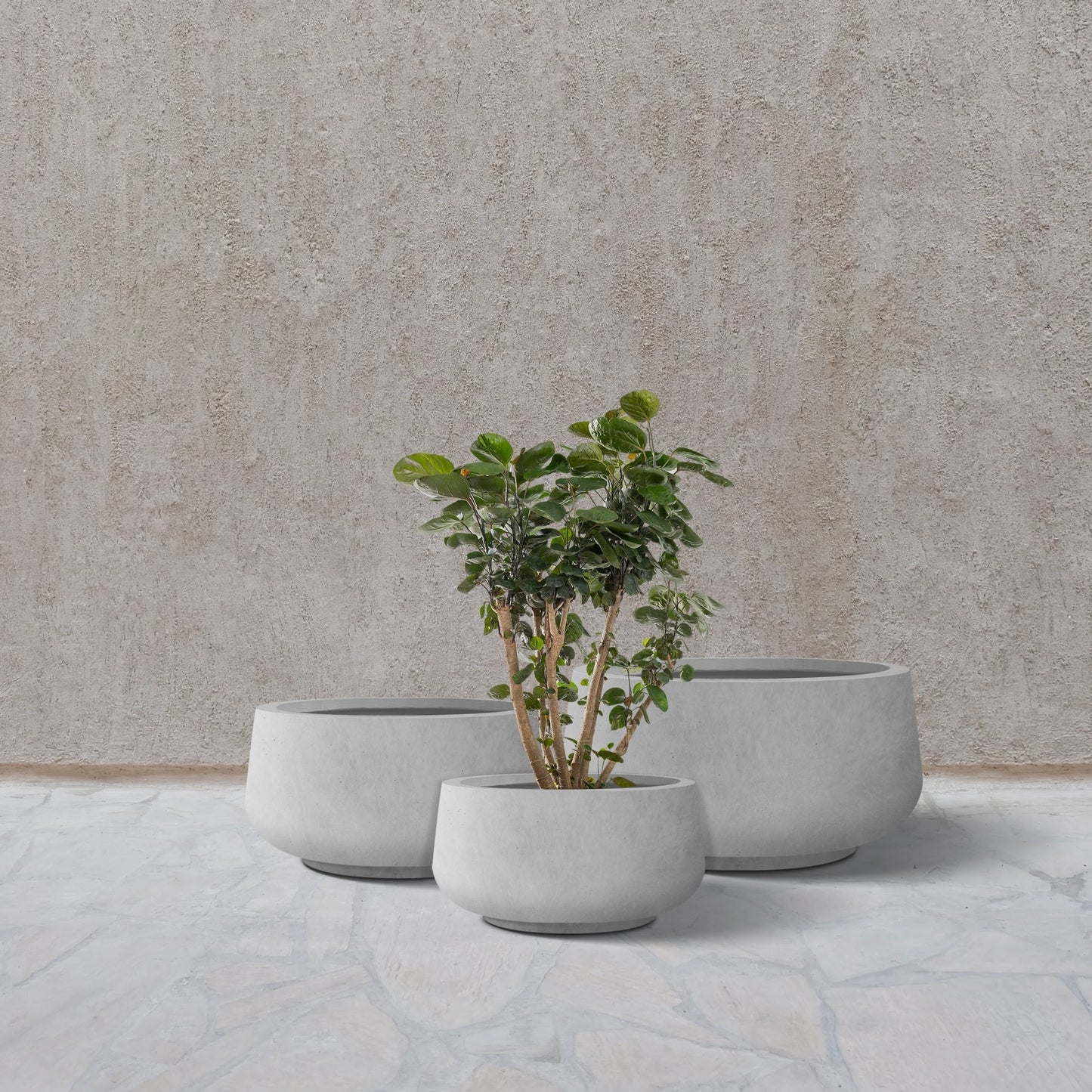 Kante 21.6", 16.9", 12.5"W Round White Concrete Planters (Set of 3), Outdoor/Indoor