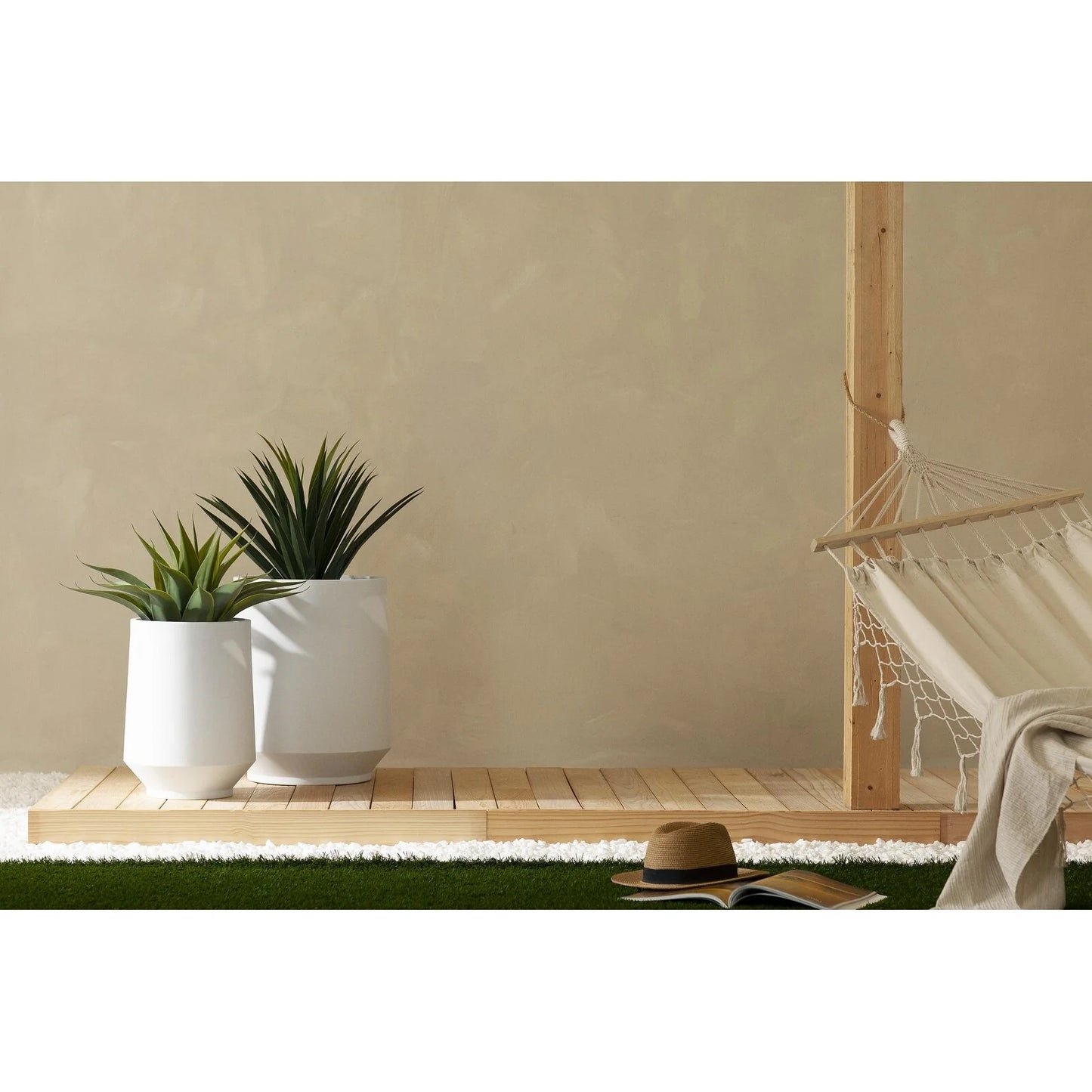 South Shore Dalya Planter