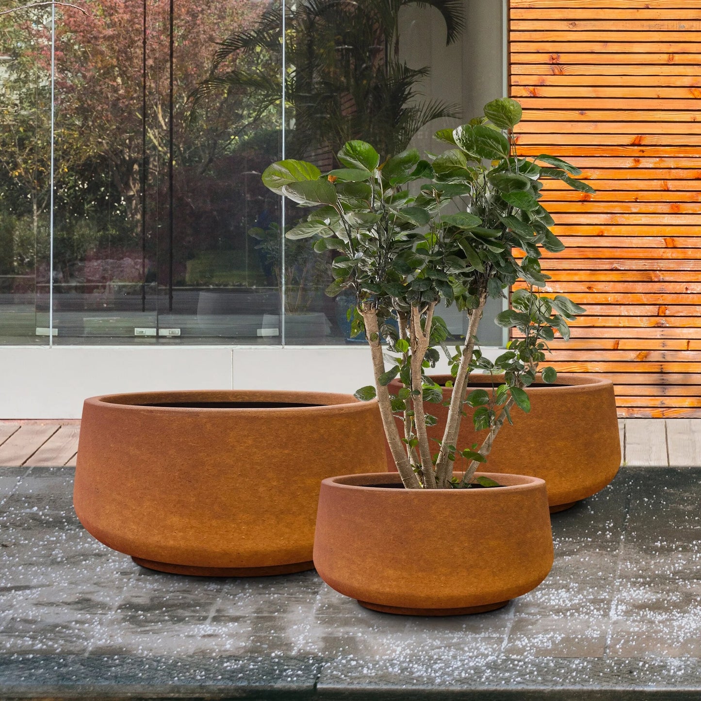 Kante 21.6", 16.9", 12.5"W Round White Concrete Planters (Set of 3), Outdoor/Indoor