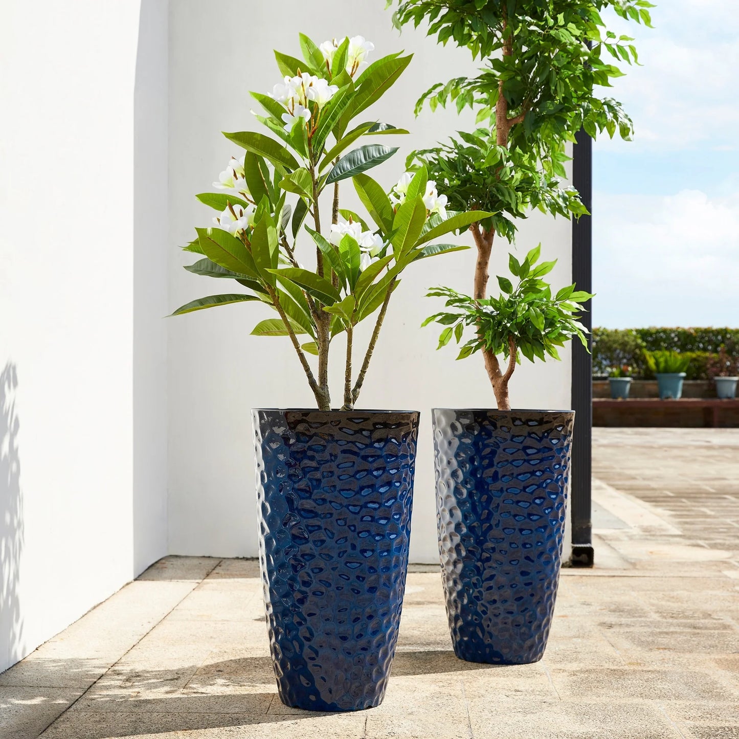 Glitzhome 23.75"H Set of 2 Oversized Eco-Friendly PP and Stone Honeycomb Textured Blue/Green/Red Tall Plastic Planter
