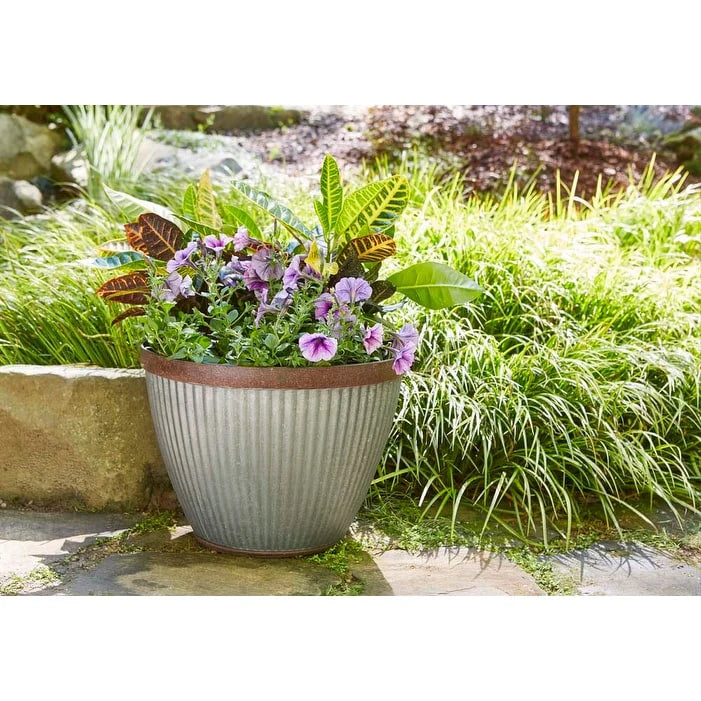 Southern Patio Westlake Planter
