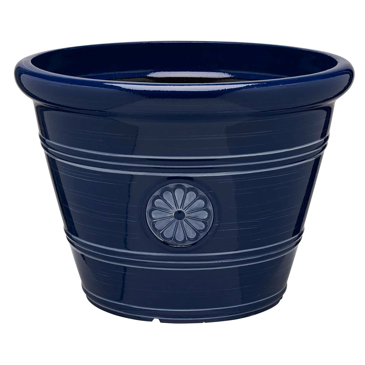 Southern Patio Modesto Handcrafted Composite Planter