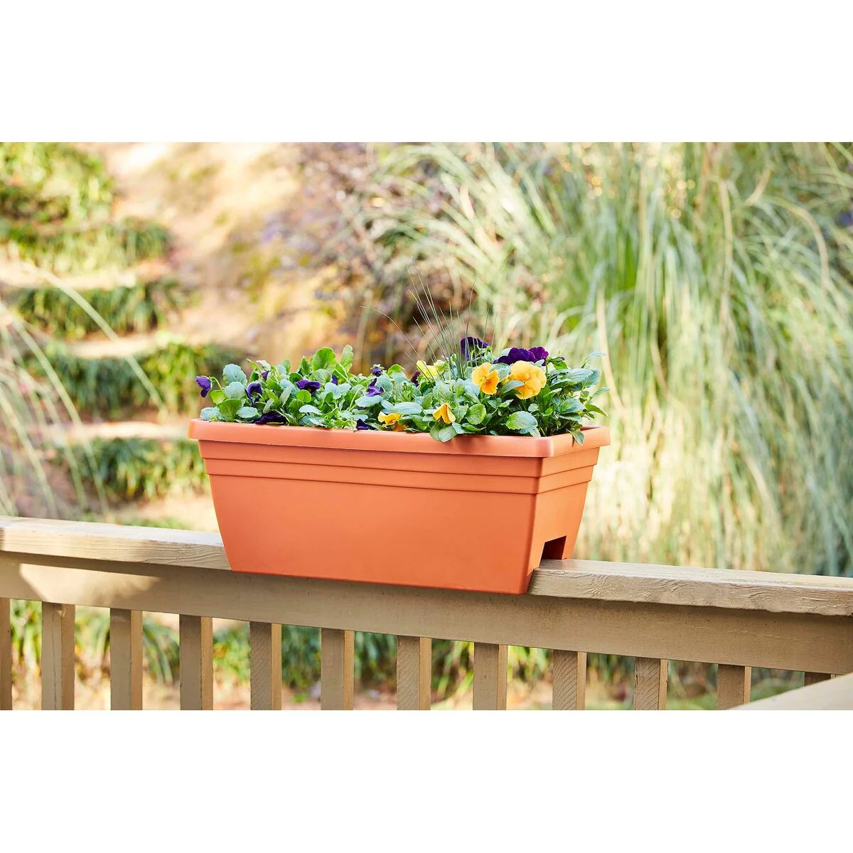 Southern Patio Sonoma Railing Planter