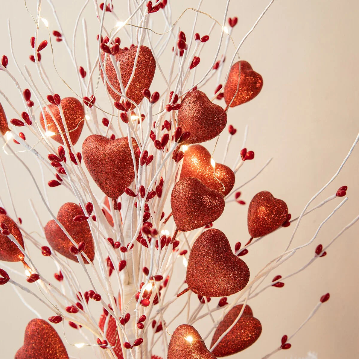 Glitzhome Heart Berry & Fleur-de-Lis Tree Valentine's & Mardi Gras Tree