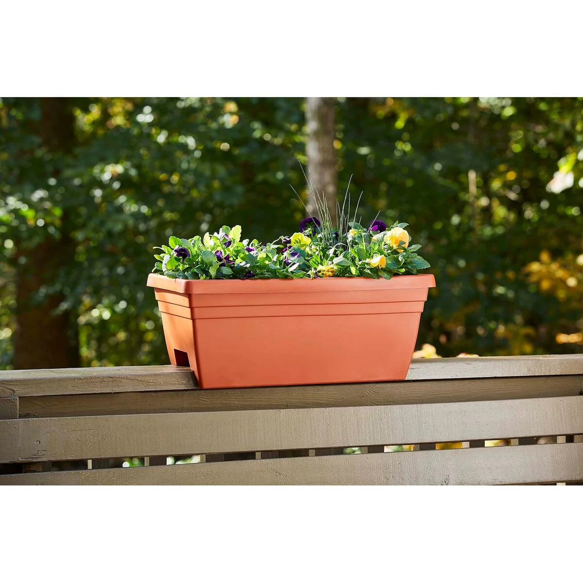 Southern Patio Sonoma Railing Planter