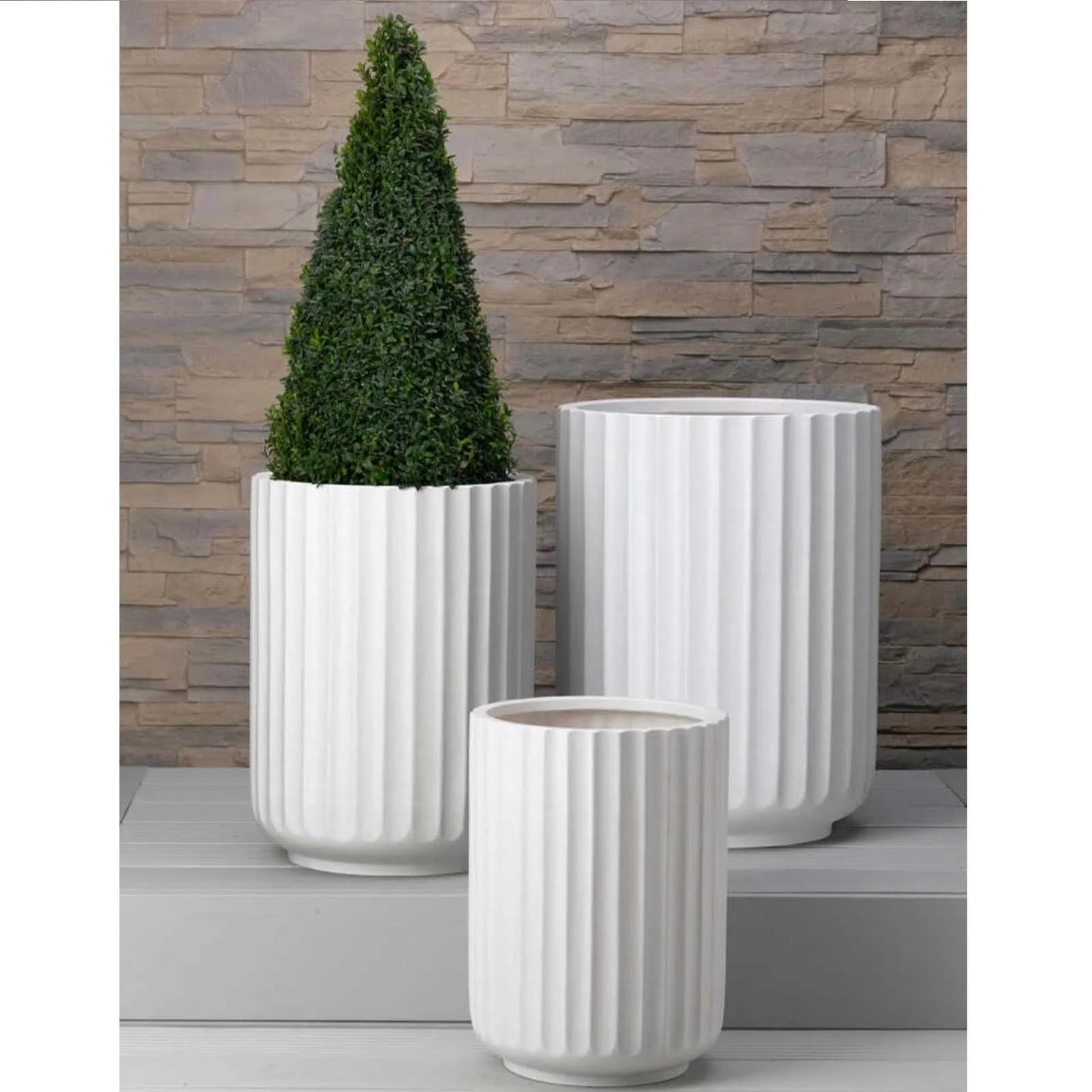DreamPatio North Pole Fiberstone Planter