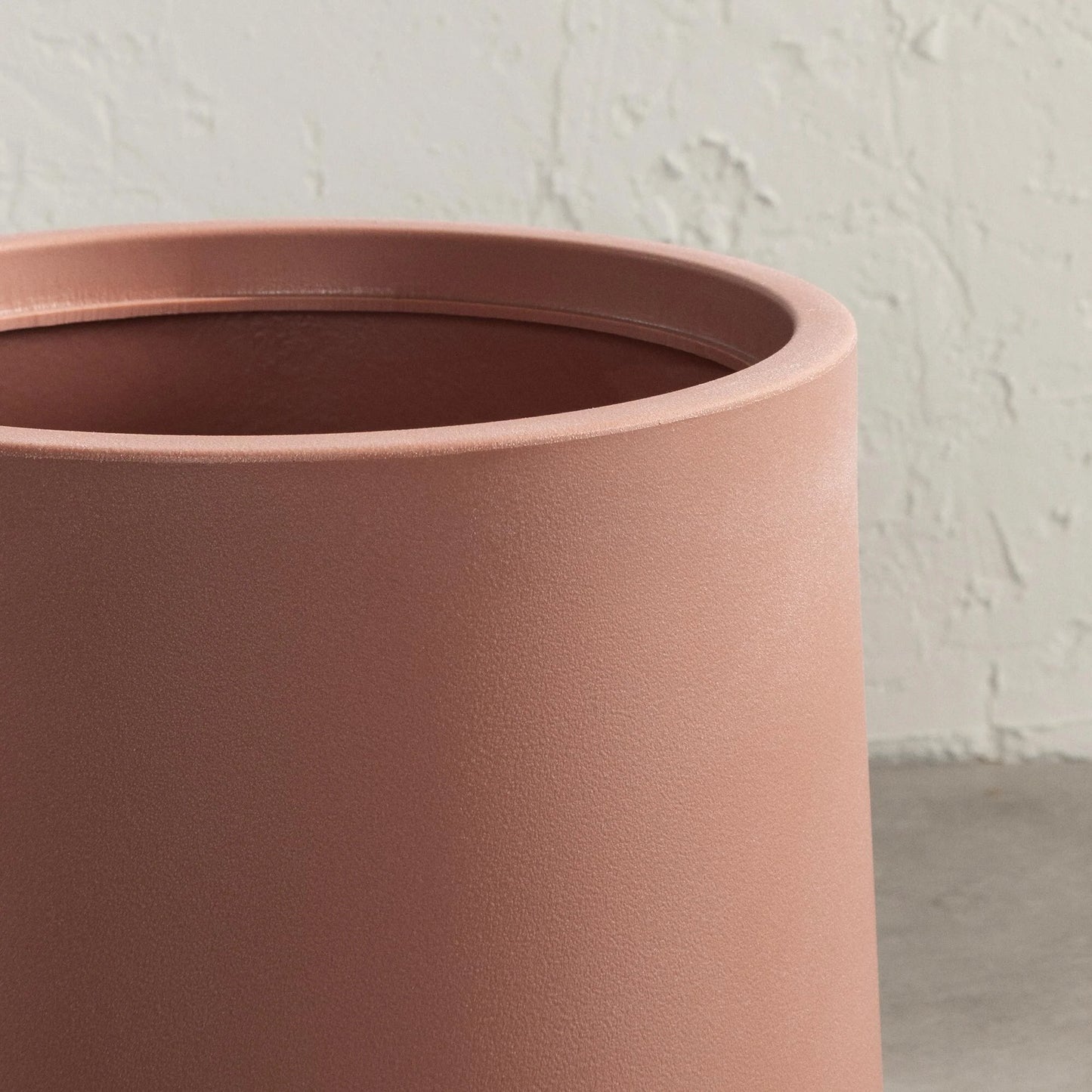 South Shore Dalya Planter