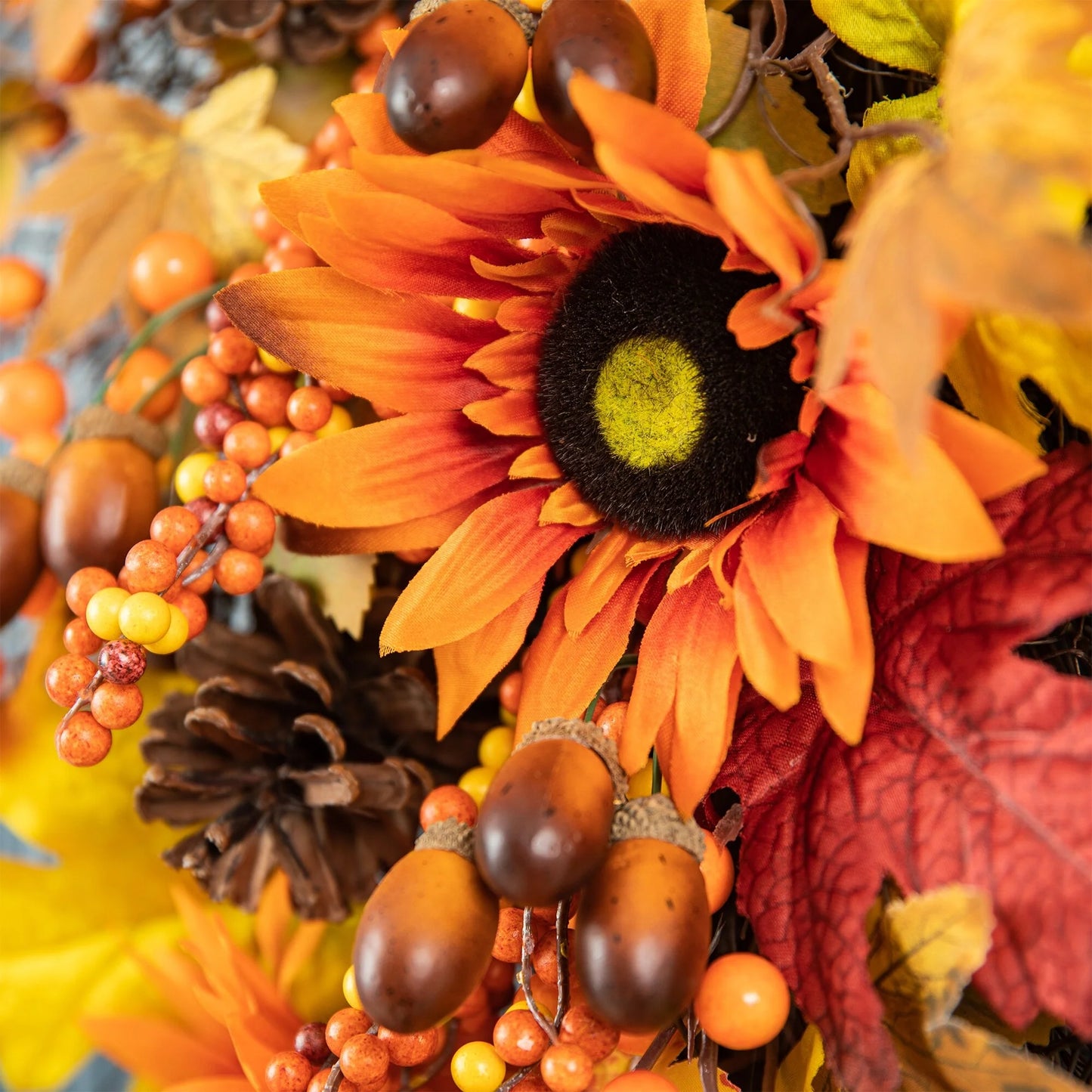 Glitzhome 26"H Fall Sunflower Pumpkin Lotus Leaf Teardrop Swag for Thanksgiving